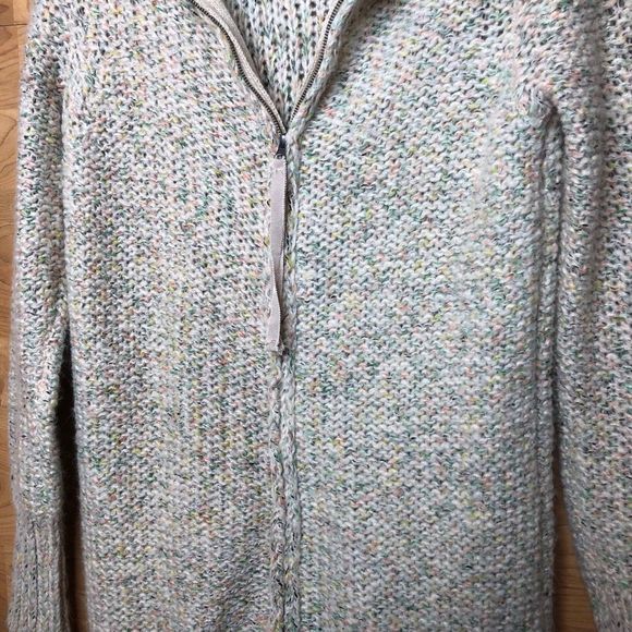 Ruby Moon Back Zip Crewneck Long Sleeve Sweater - Picture 9 of 13